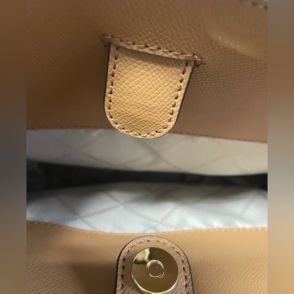 Michael Kors Houston Satchel and Wallet - Picture 10 of 11